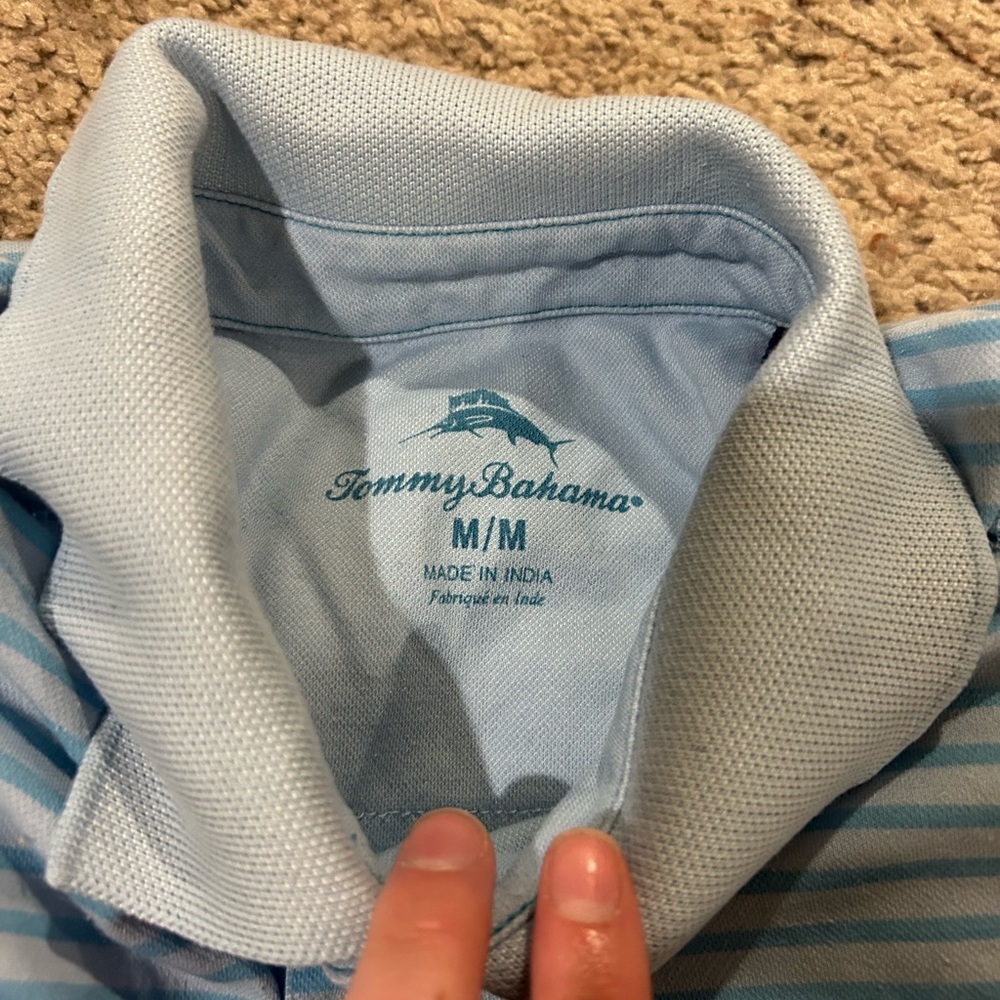 🌟4/$25 Tommy Bahama polo top - Picture 3 of 4